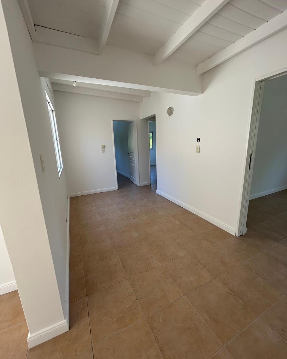 Casa en Venta en Saint Matthews Village Pilar Cuatro Dorm. y Dependencias 5