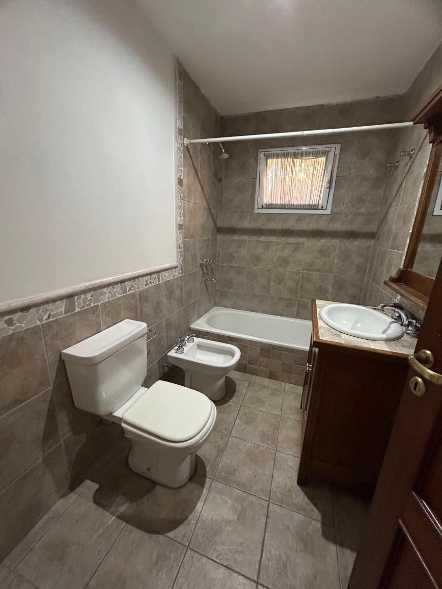 Foto de IMPECABLE CASA A LA VENTA EN SAINT MATTHEWS VILLAGE PILAR, imagen 4