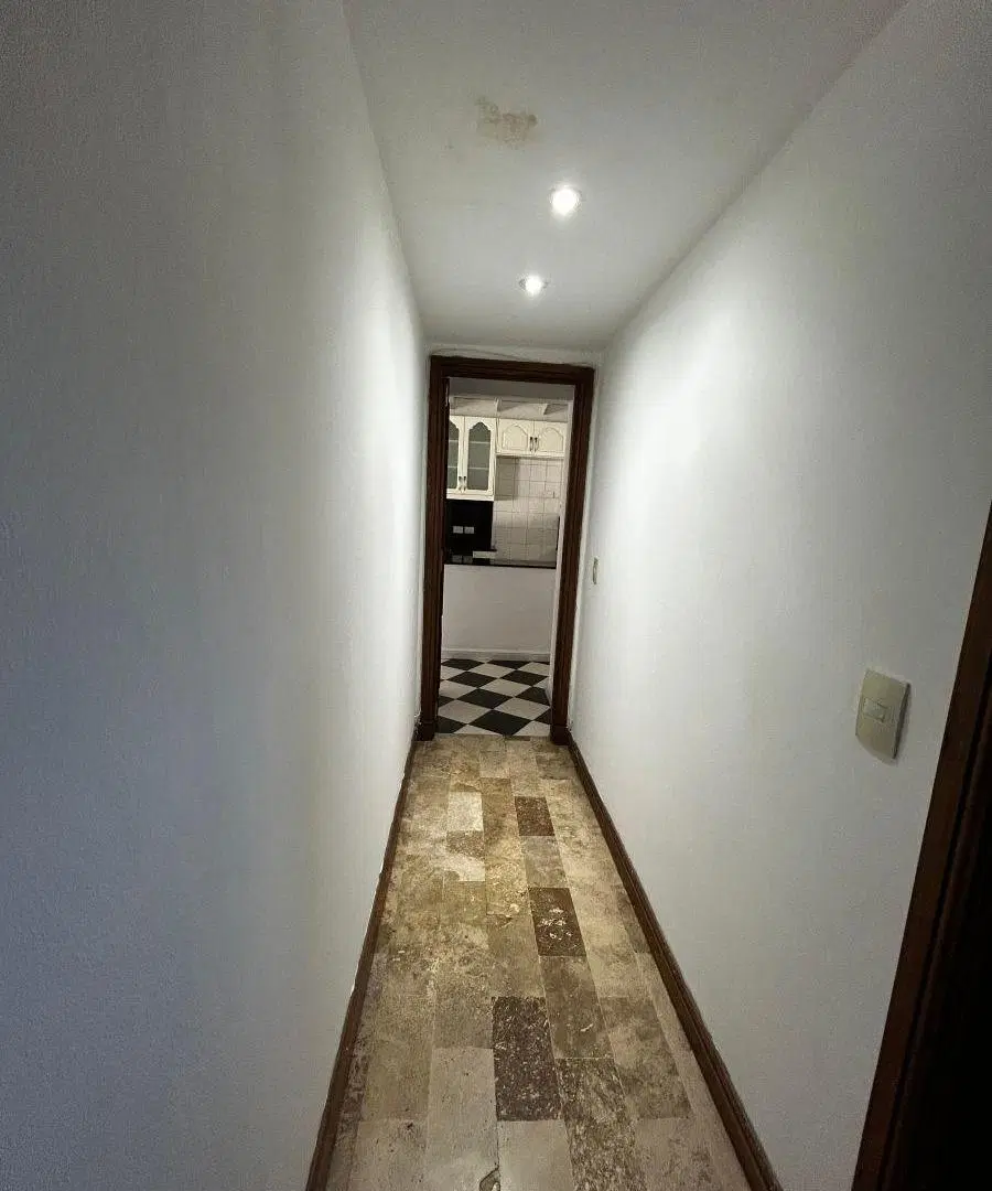 Venta, casa en St Matthews, 3 dormitorios más dependencia 4