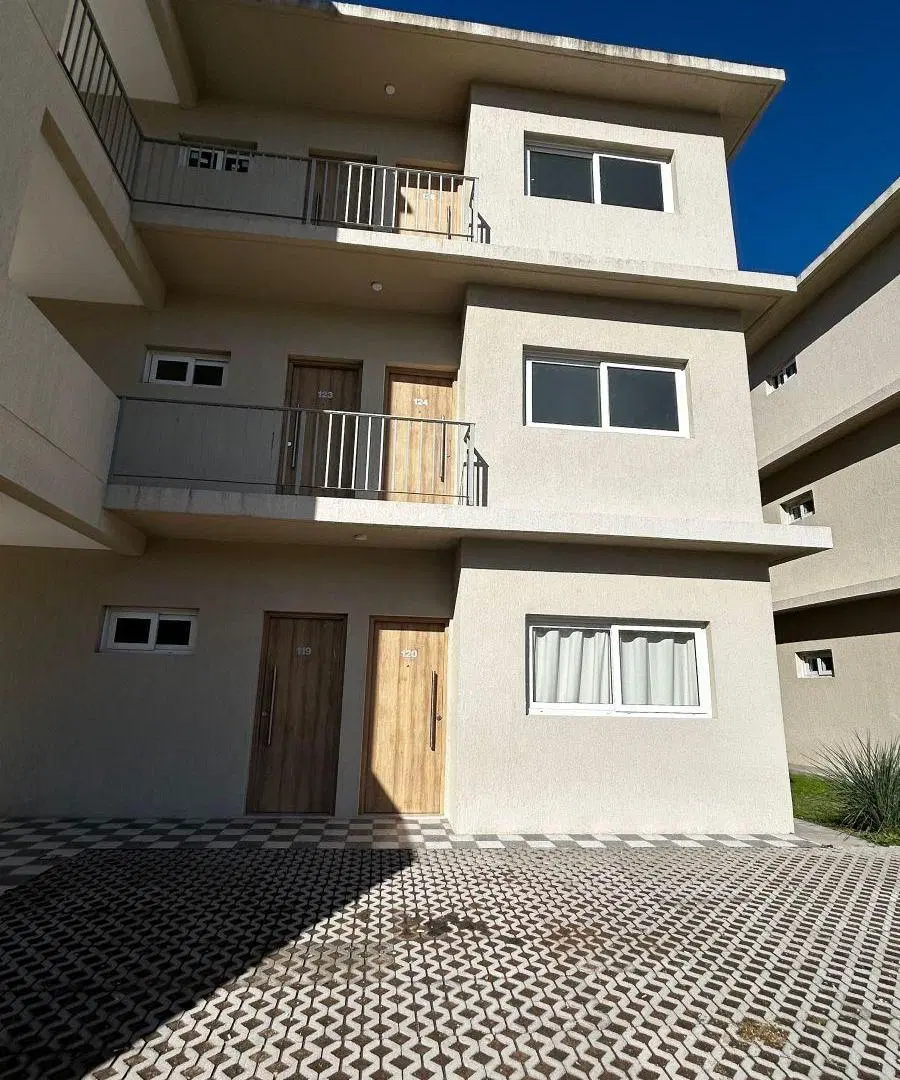 OPORTUNIDAD, VENTA, 2 AMBIENTES CON BALCÓN Y PARRILLA, CHIC VILLAGE, PILAR 4