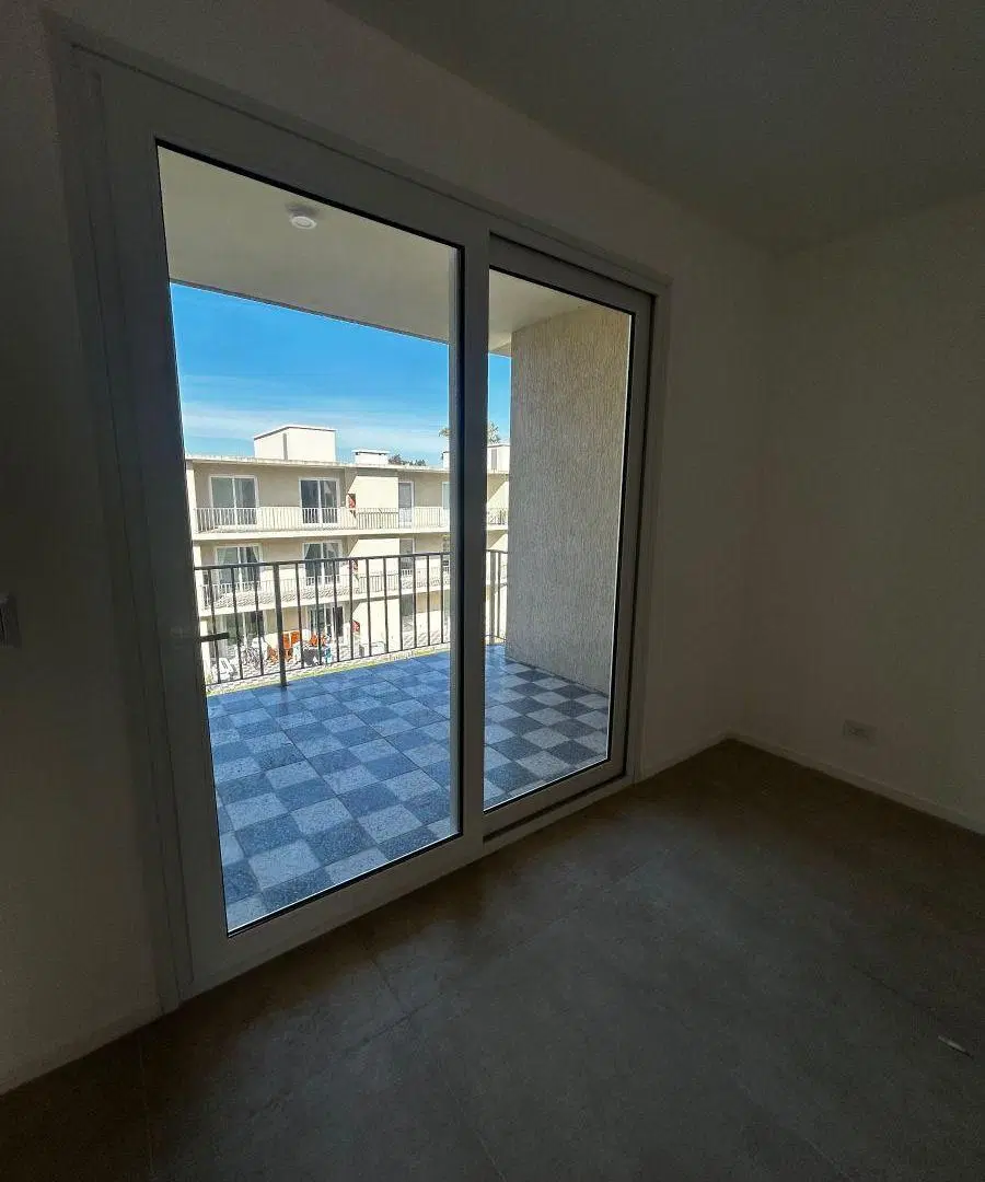 OPORTUNIDAD, VENTA, 2 AMBIENTES CON BALCÓN Y PARRILLA, CHIC VILLAGE, PILAR 5