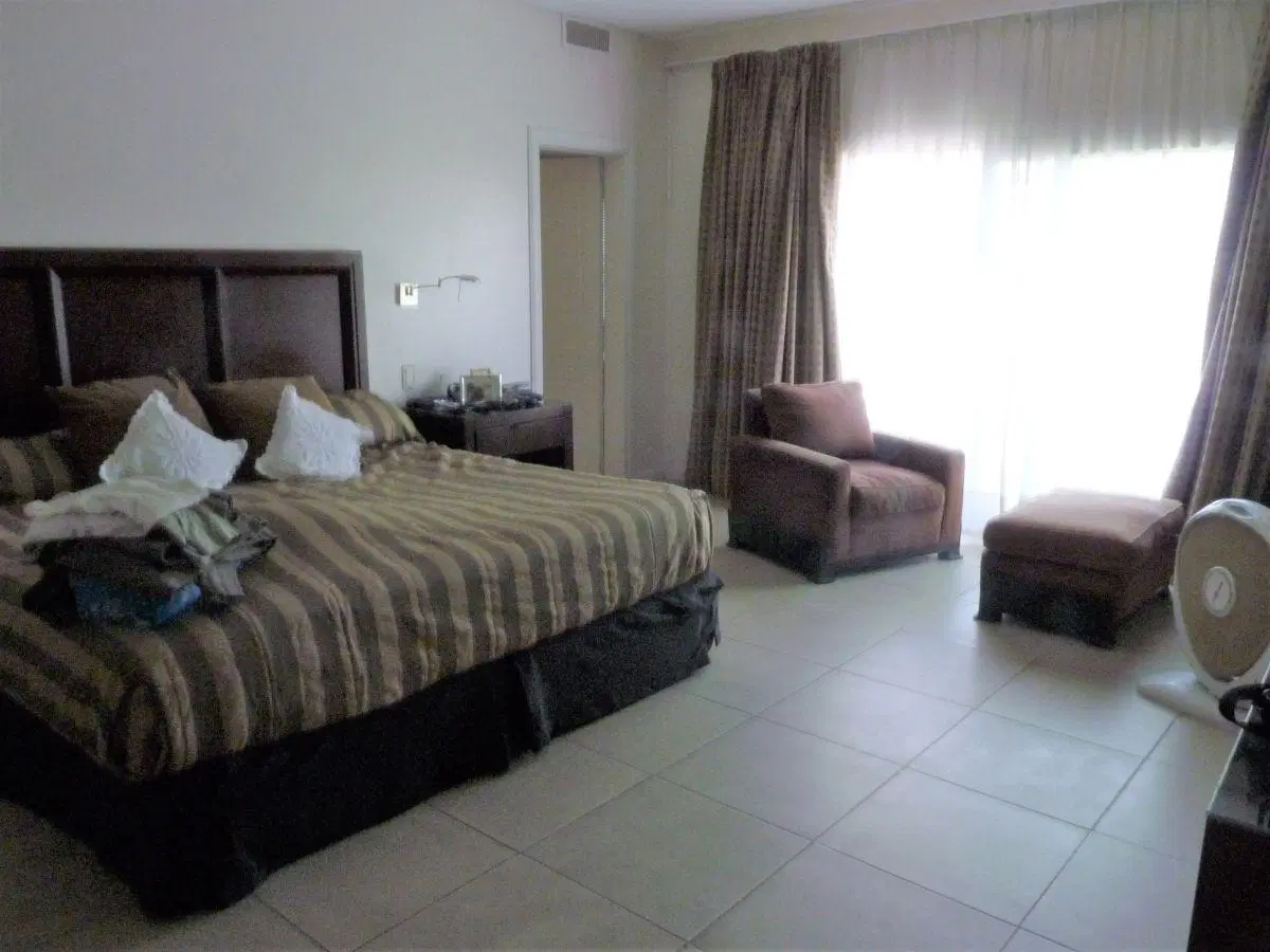 EXCELENTE CASA EN VENTA FRENTE AL GLOF EN MAPUCHE C.C. PILAR 3