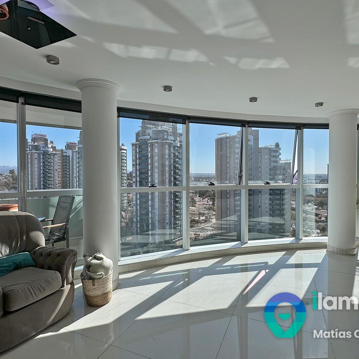 Piso Entero de 4 Dorm. a La Venta en Torre Vip Uritorco en Altos de Villa Sol, 450 m² 4