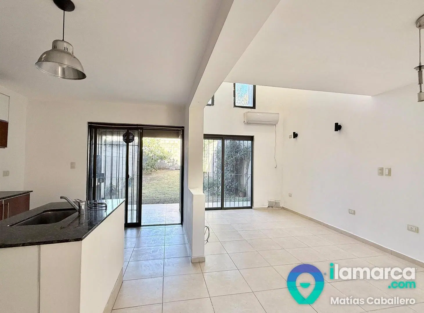 Dúplex moderno de 2 dormitorios con posibilidad de 3° dormitorio en Lomas del Chateau 1