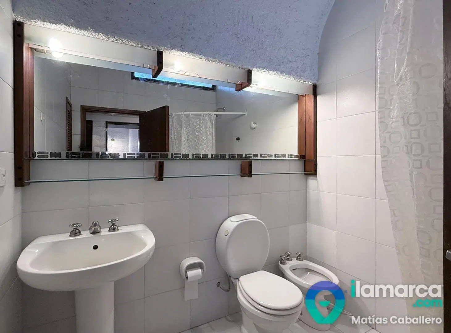Casa en Venta y Alquiler en Urca, Amplio Terreno, Pileta y Excelente Entorno Residencial 4