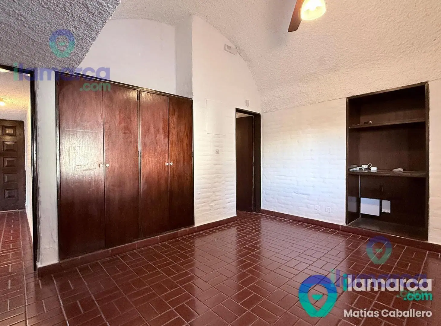Casa en Venta y Alquiler en Urca, Amplio Terreno, Pileta y Excelente Entorno Residencial 5
