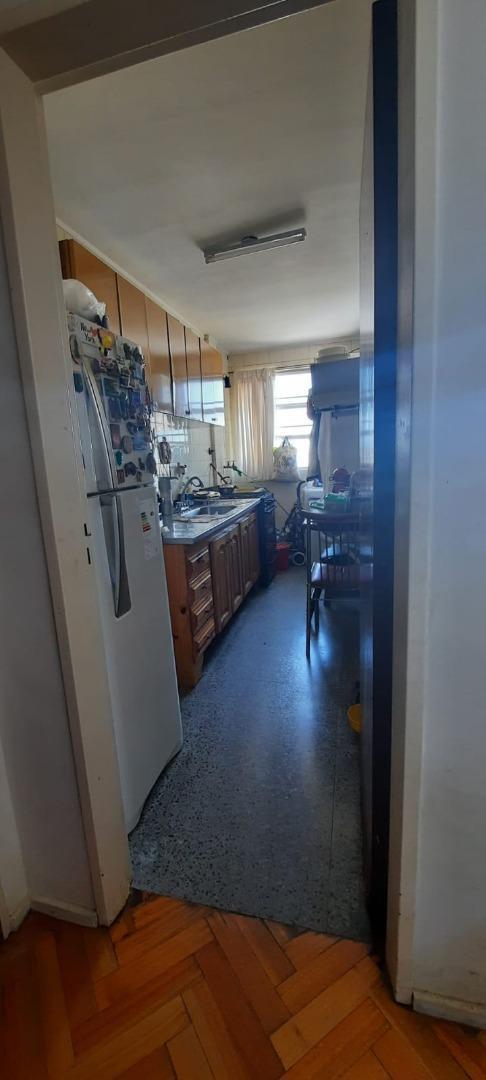 Departamento 3 Ambientes Al Frente con Balcón. Venta Almagro 2