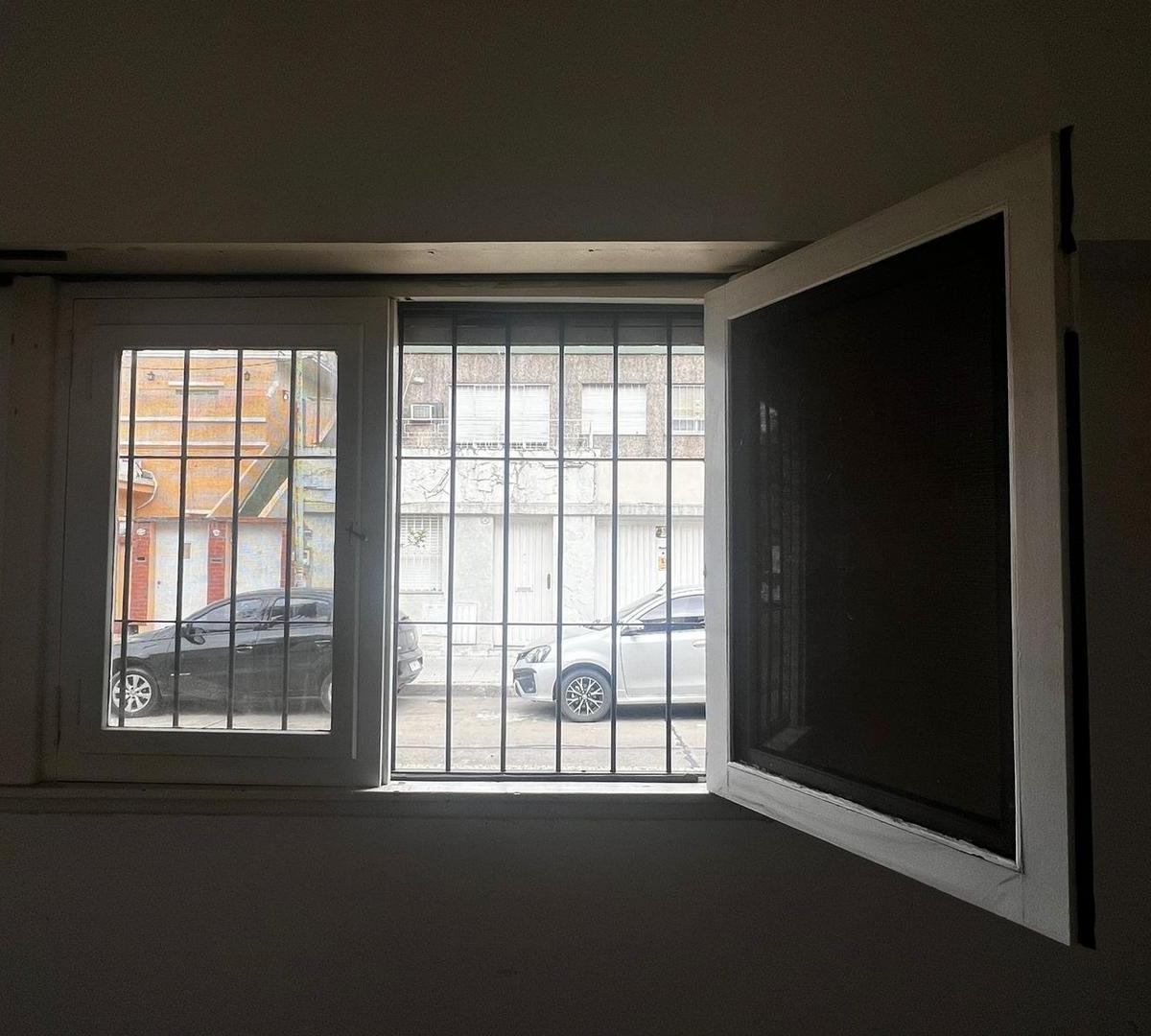 Departamento 2 Ambientes Al Frente, Pb, Villa Real, Venta 4