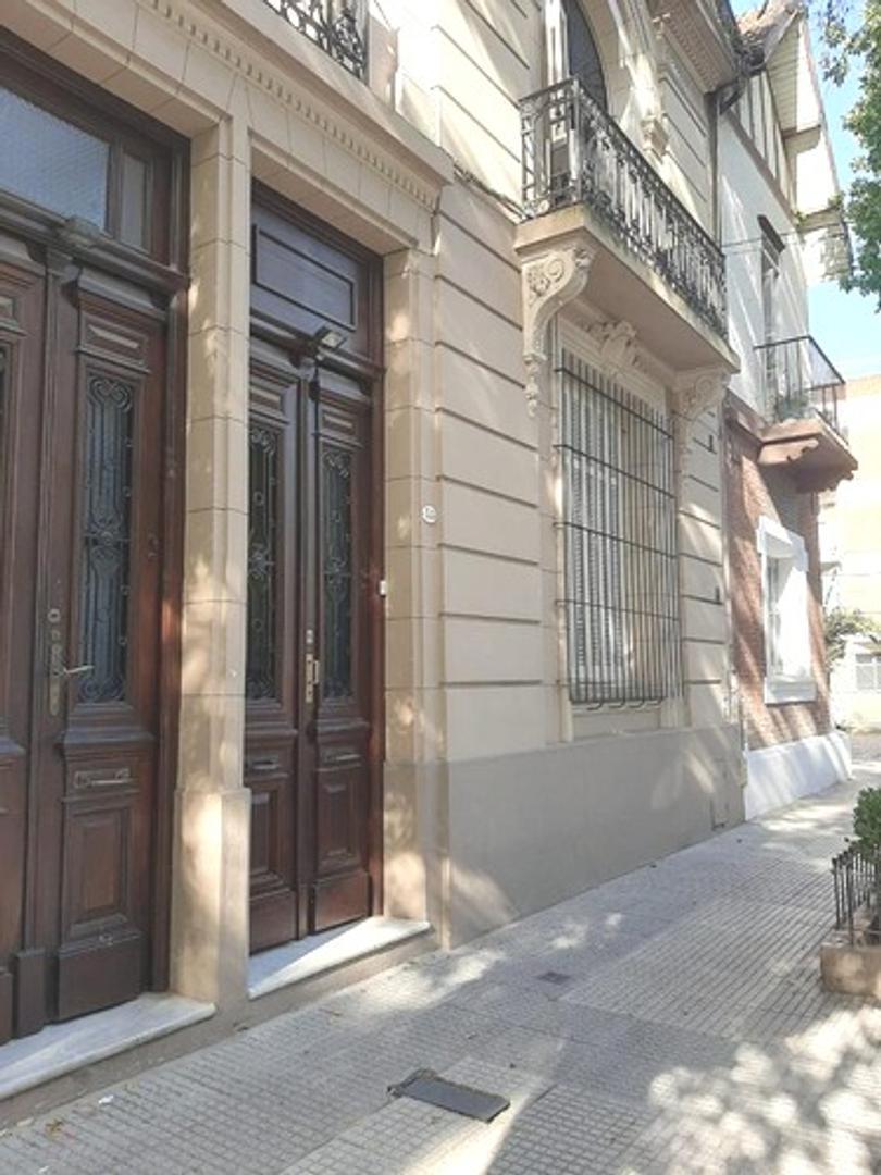 Venta Ph 4 Ambientes mas Playroom Colegiales, Sin expensas