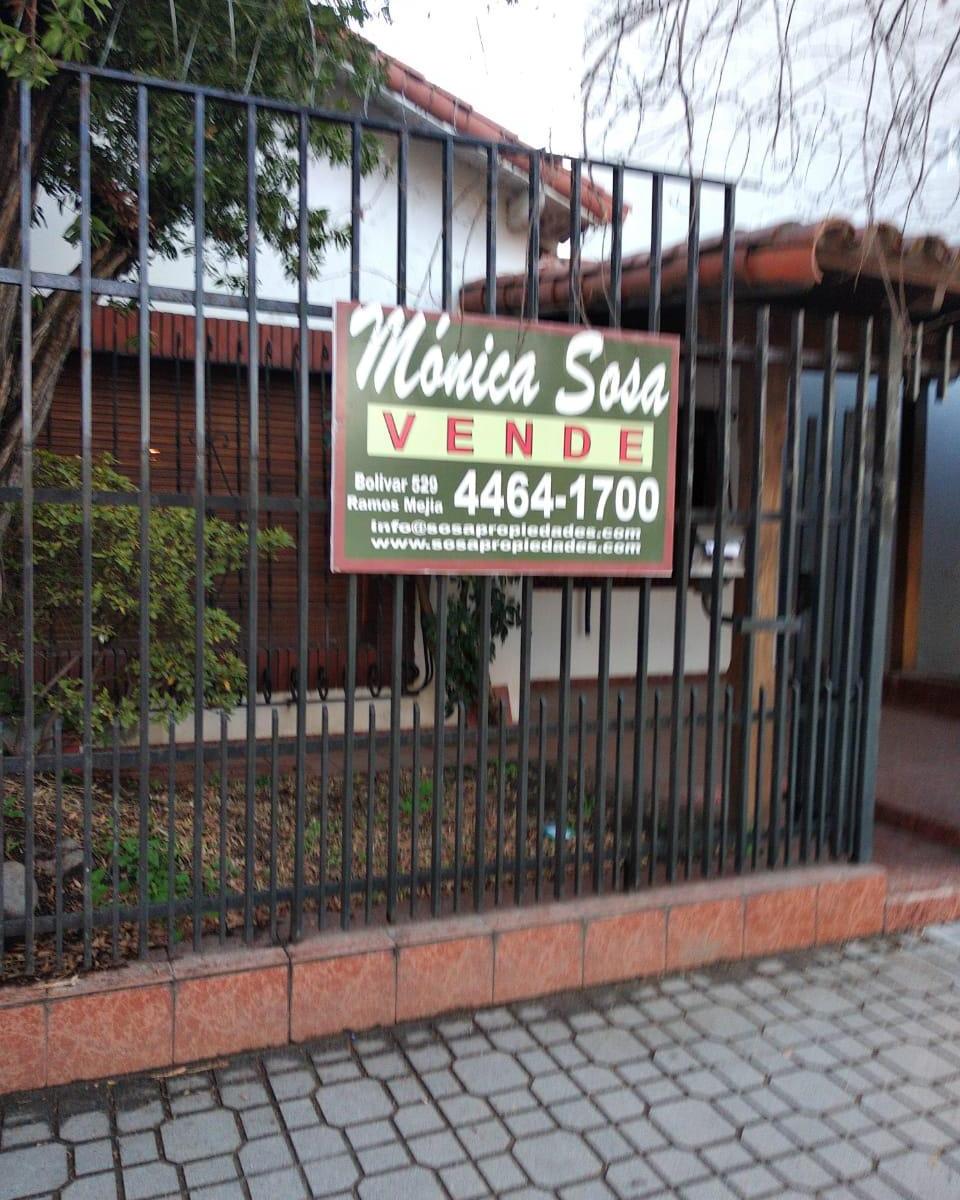 Foto de Chalet de 3 amb. en venta, imagen 3