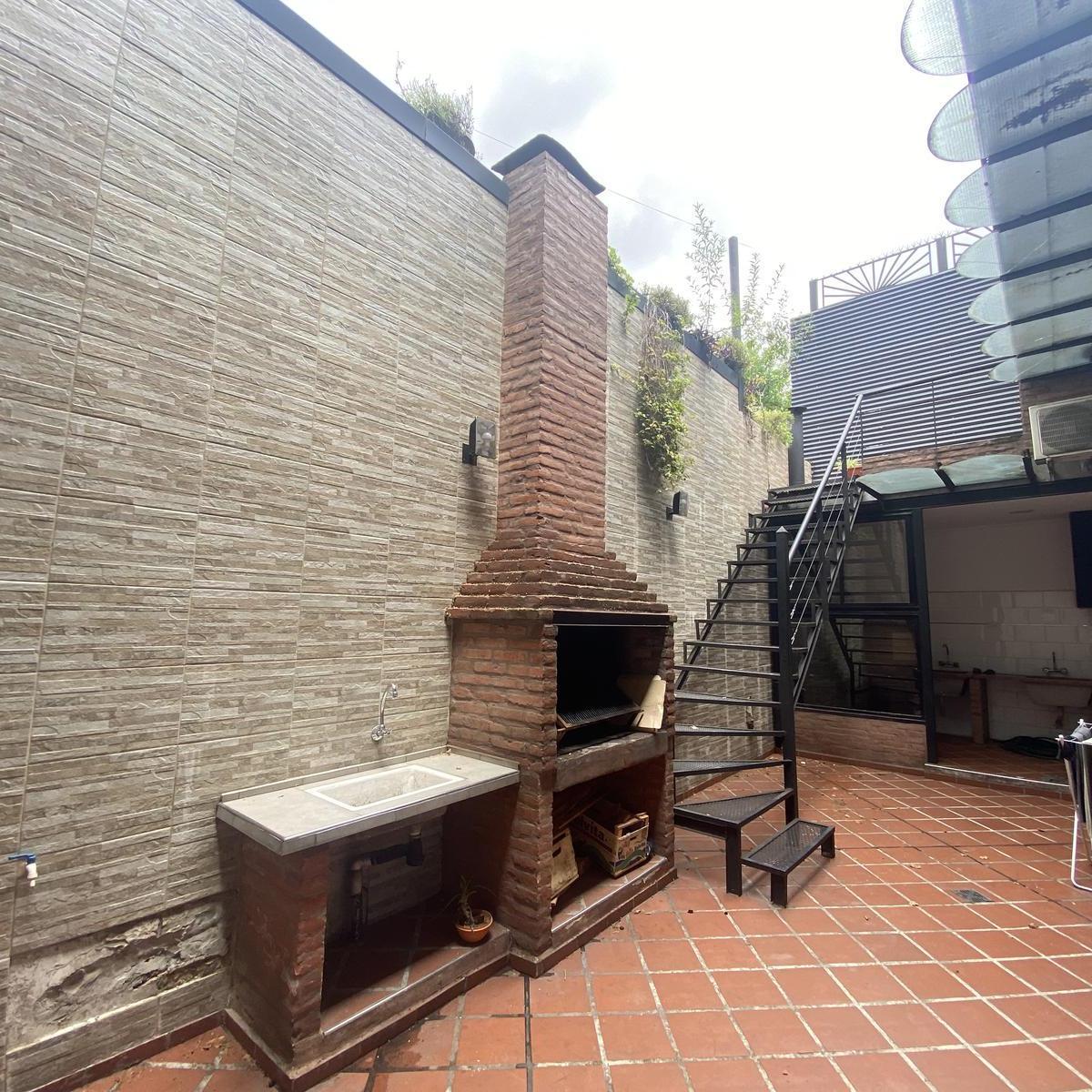 Venta Casa 6 Dorm. Ideal Inversor en Paternal 3