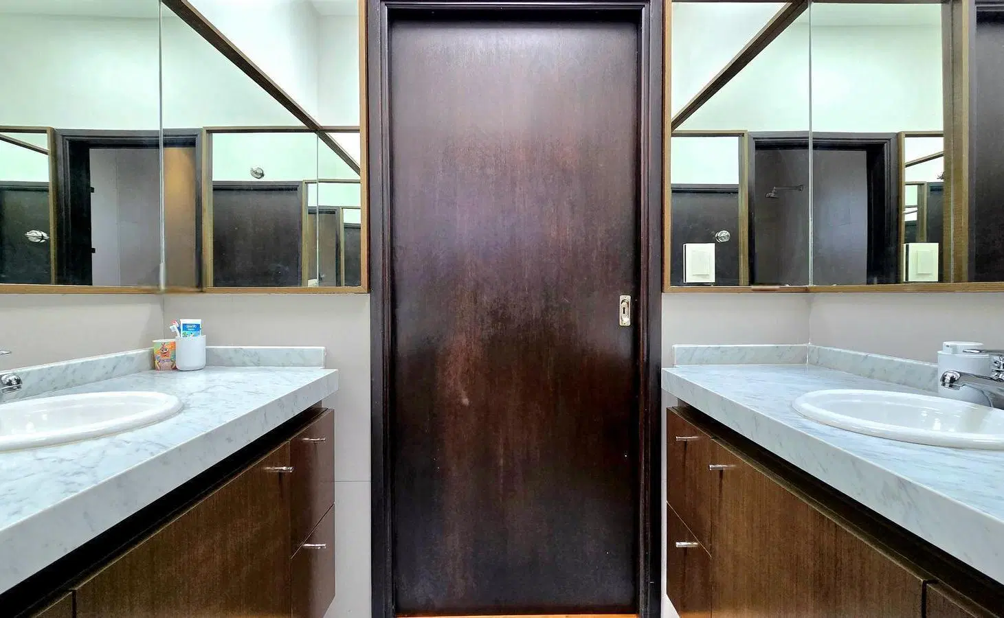 VENTA CASA 4 AMBIENTES CON JARDIN Y PISCINA EN VILLA DEVOTO 4