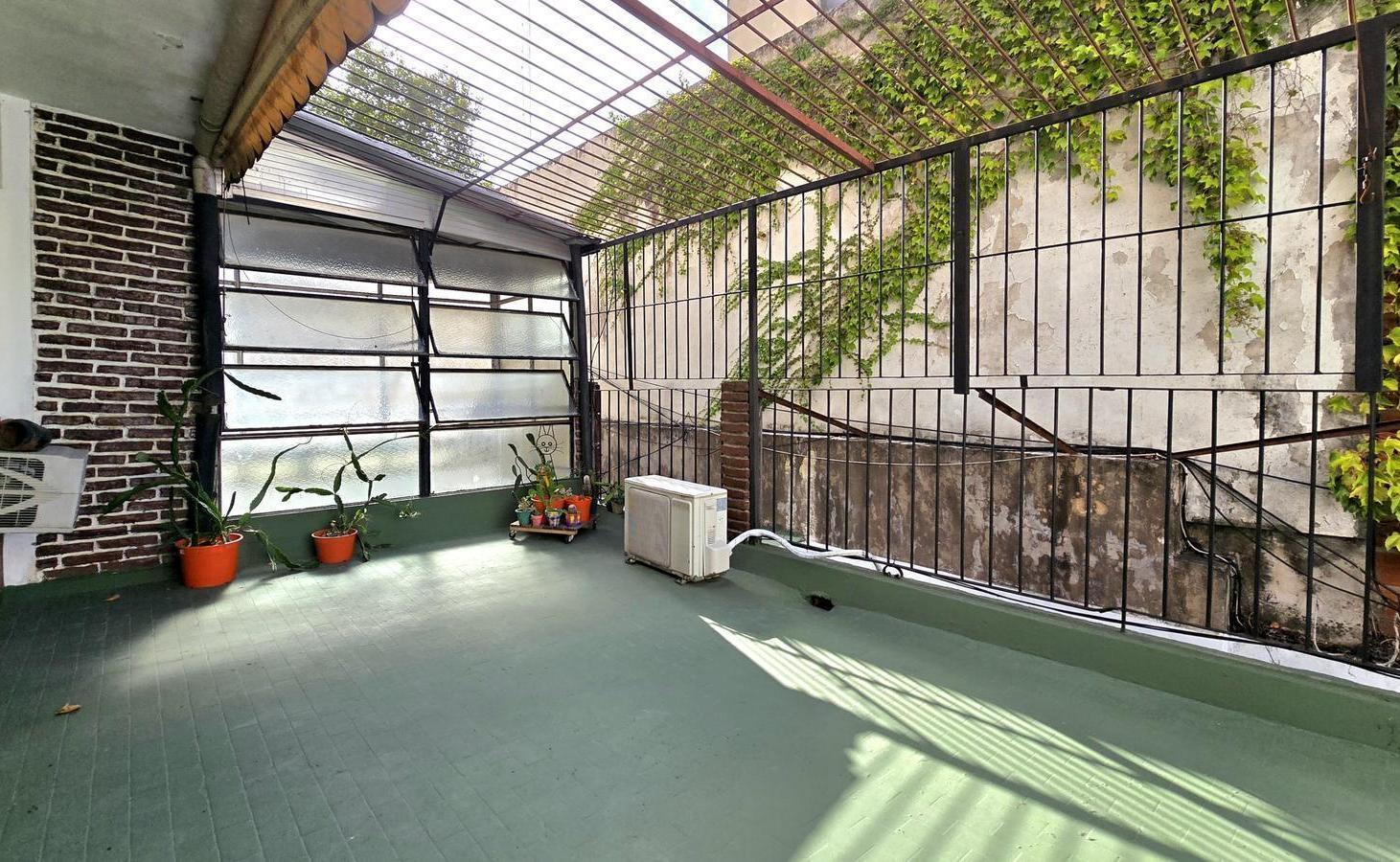 VENTA PH 5 AMBIENTES CABALLITO CON TERRAZA