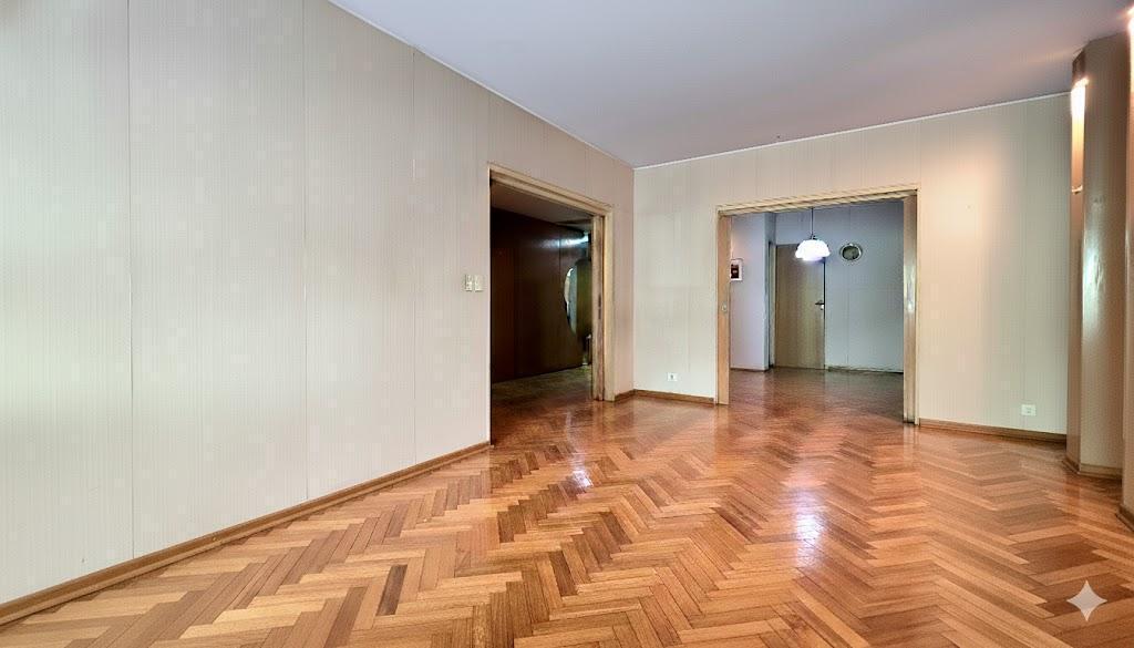 Venta Departamento 5 amb en Palermo con cochera, baulera, dependencia, balcones, palier privado
