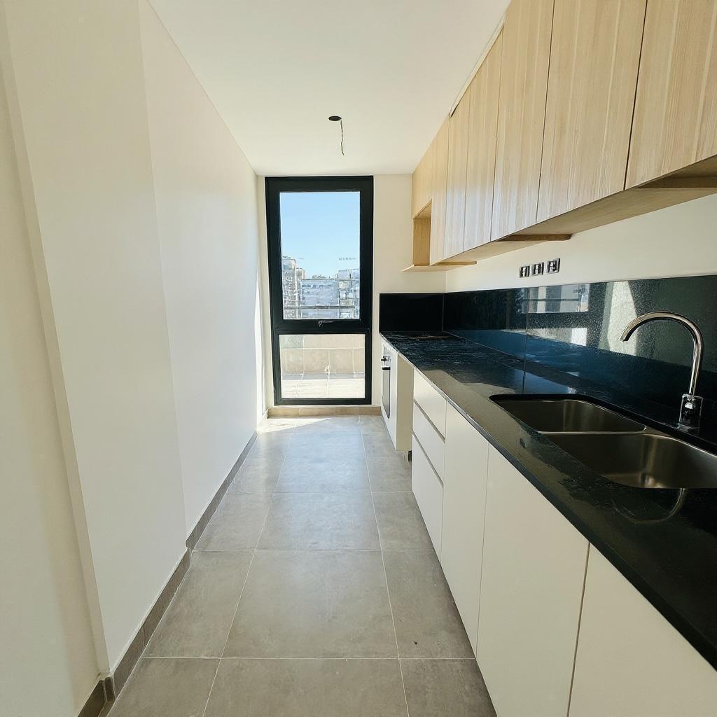VENTA 3AMB CON BALCON ATERRAZADO. DOS BAÑOS AL FRENTE CON AMENITIES.