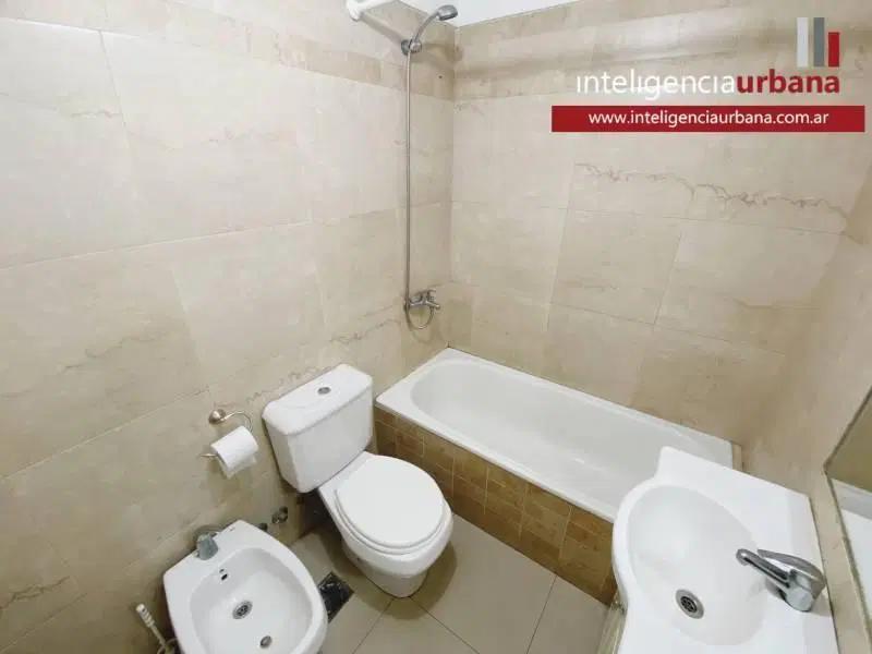 VENTA MONOAMBIENTE DIVIDIDO CON BALCON EN CABALLITO 4