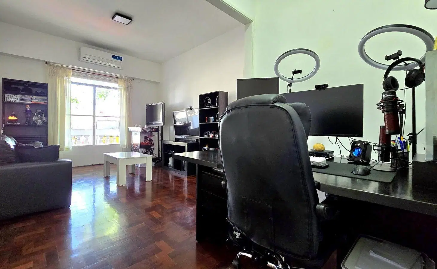 Venta PH 3 ambientes en Villa Luro con escritorio, balcón, terraza y espacio aereo propio 3