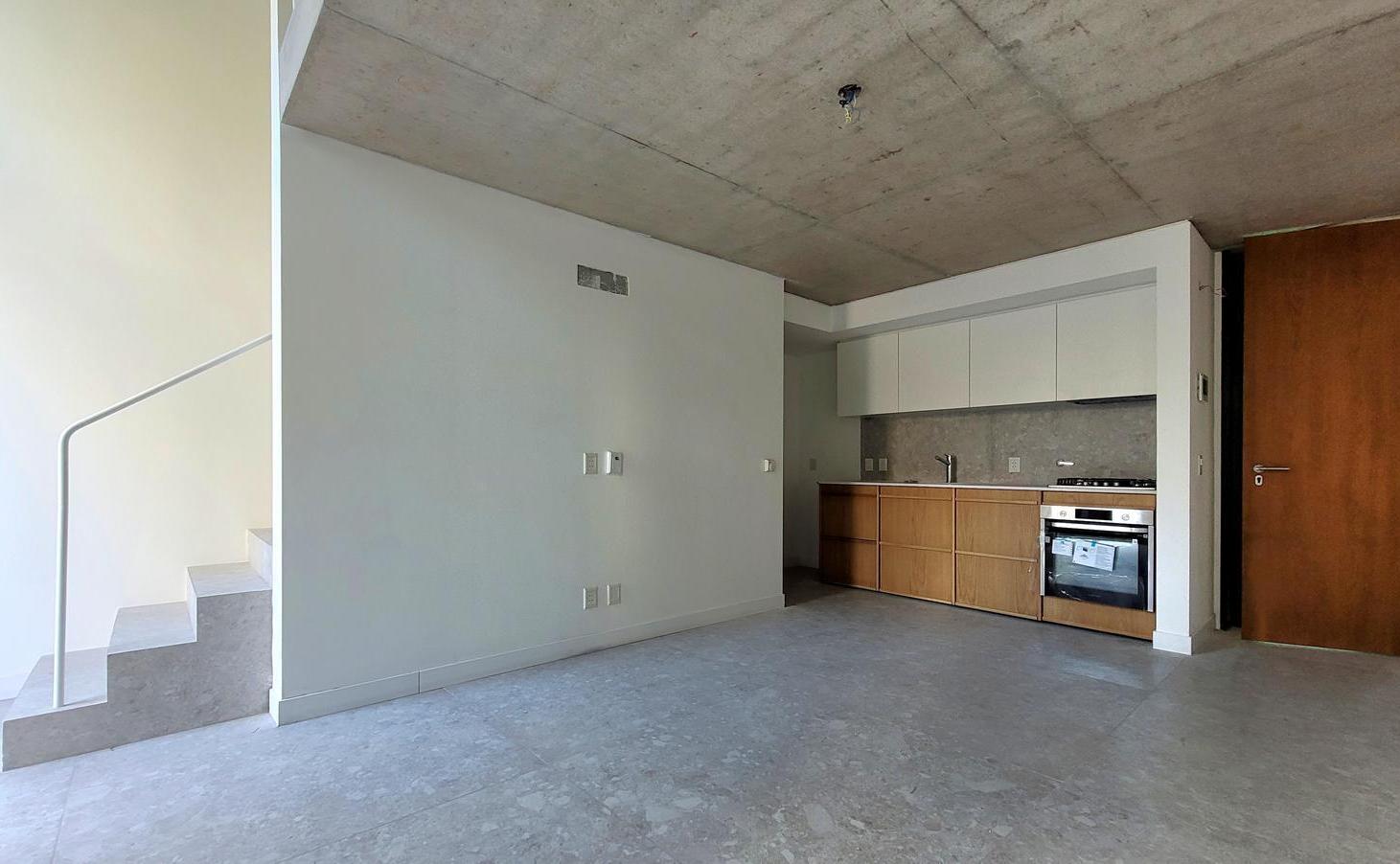 Foto de VENTA DEPARTAMENTO DUPLEX A ESTRENAR CON PATIO. FULL AMENITIES., imagen 2