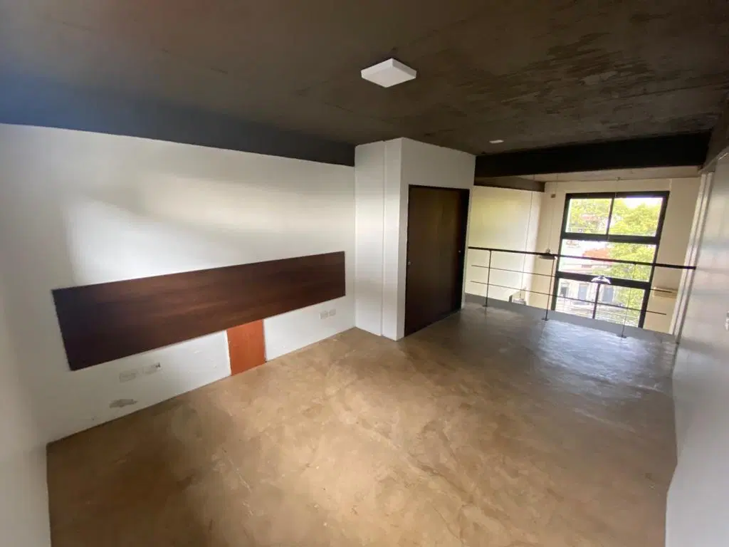DEPARTAMENTO ALQUILER CON BALCON AL FRENTE 8