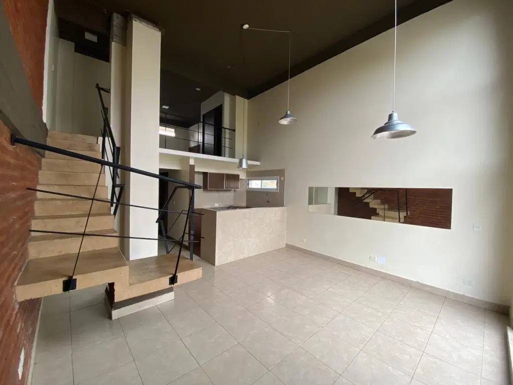 DEPARTAMENTO ALQUILER CON BALCON AL FRENTE 5