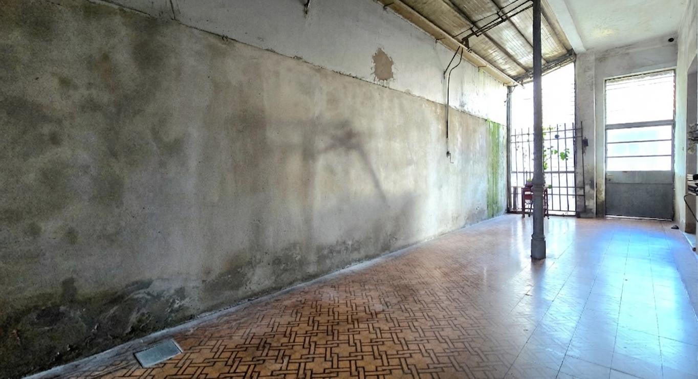 Foto de VENTA CASA CON JARDIN EN VILLA GENERAL MITRE, imagen 5