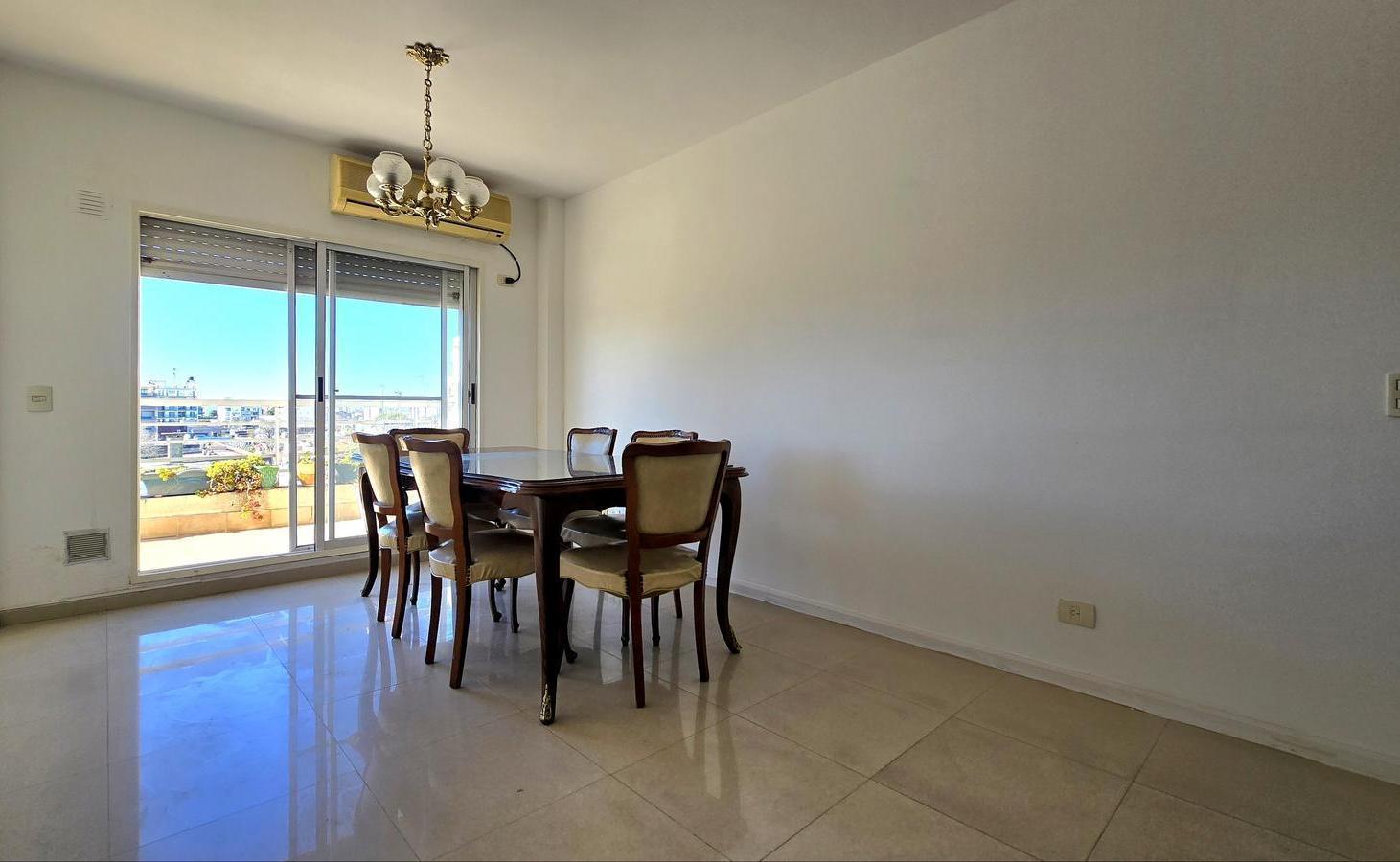 Foto de Departamento 4 ambientes con terraza propia y balcon en Villa Devoto, imagen 2