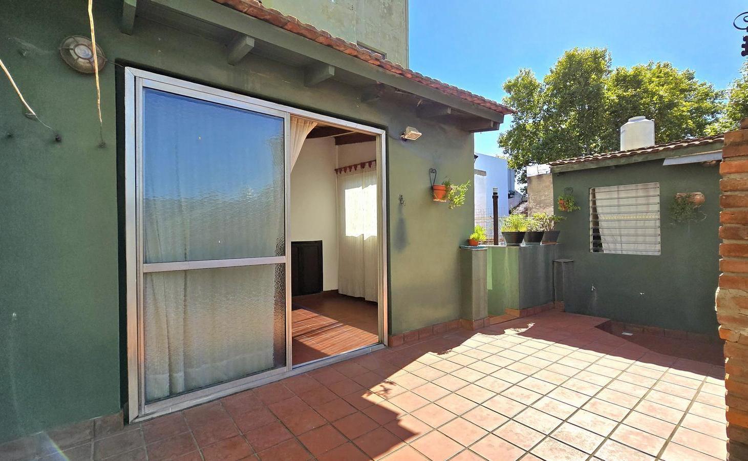Foto de Venta PH 3 Ambientes en Villa Luro con patio, terraza y quincho, imagen 3
