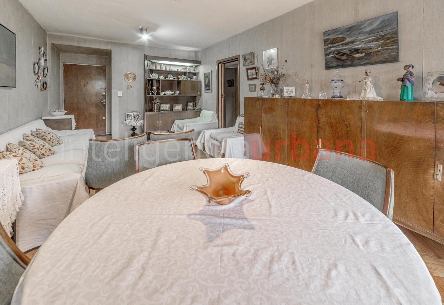 Foto de Venta departamento 3 ambientes en Devoto con balcón y lavadero, imagen 2