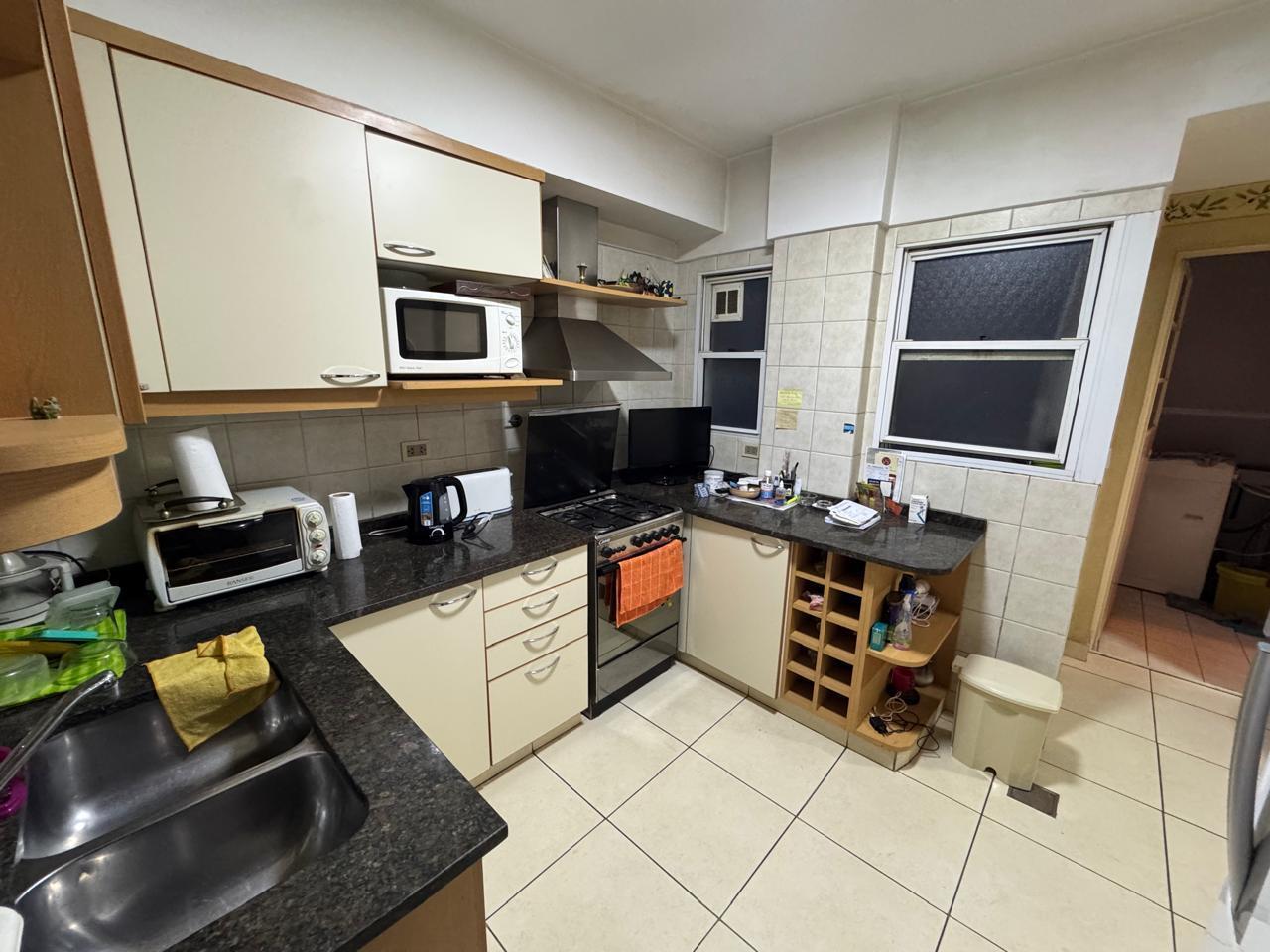 Foto de VENTA DEPARTAMENTO 4 AMBIENTES CON COCHERA, imagen 5