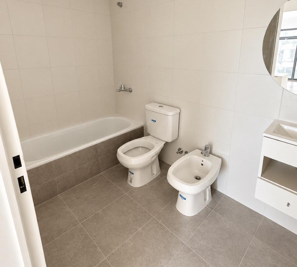Foto de VENTA MONOAMBIENTE AL FRENTE EN VENTA EN CHACARITA CON BALCON, imagen 4