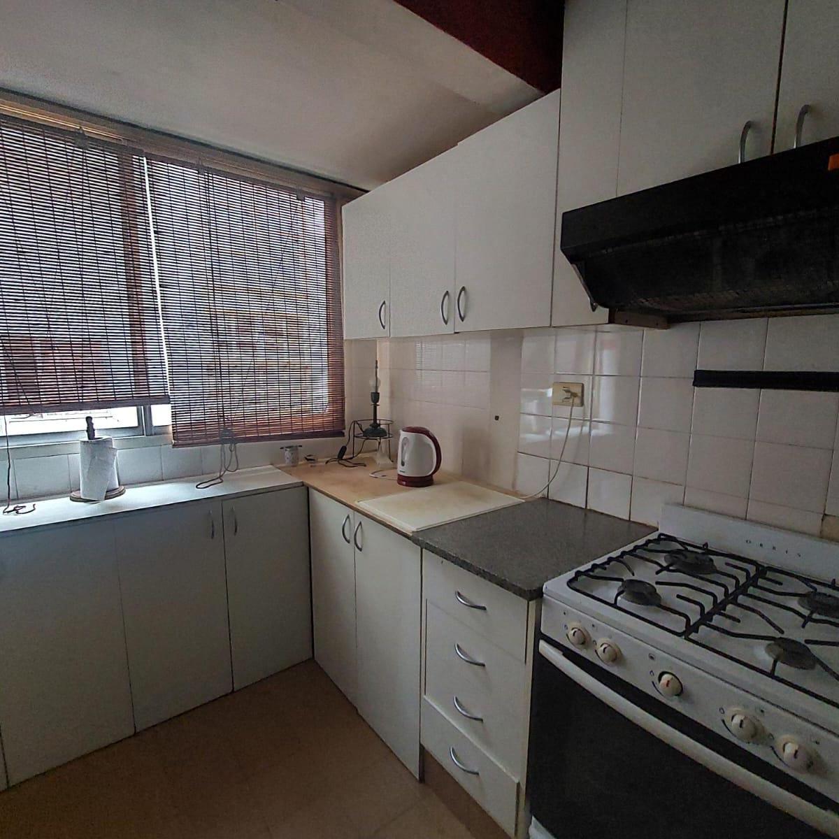 PH a Reciclar - 177 m² - Ed Categ - Luminoso - Entrada Independiente - Mucho Potencial. 2