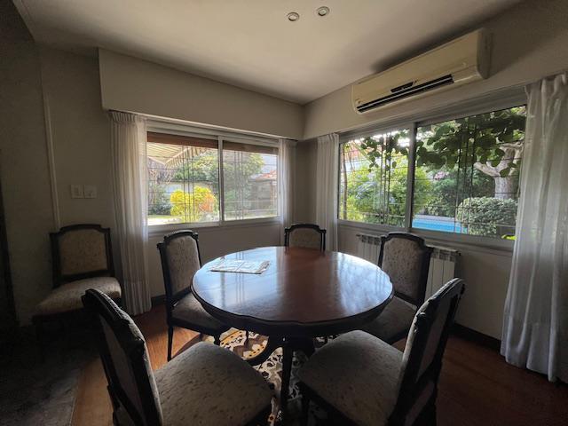 Impecable Chalet con Ubicación Estratégica 1
