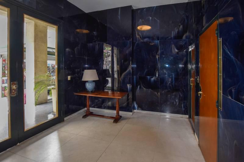 Callao y Quintana. Piso Señorial. 180 m² 3/4dorm o Escrit. 2 Dep. Cochera Optativa a La Vuelta 1