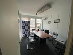 Oportunidad U$s 1000 El m² - Excelente Edificio de Oficinas - Muy Luminoso 1