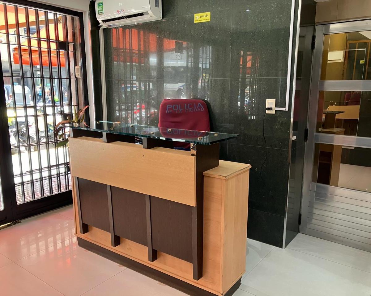 Oportunidad U$s 1000 El m² - Excelente Edificio de Oficinas - Muy Luminoso 4