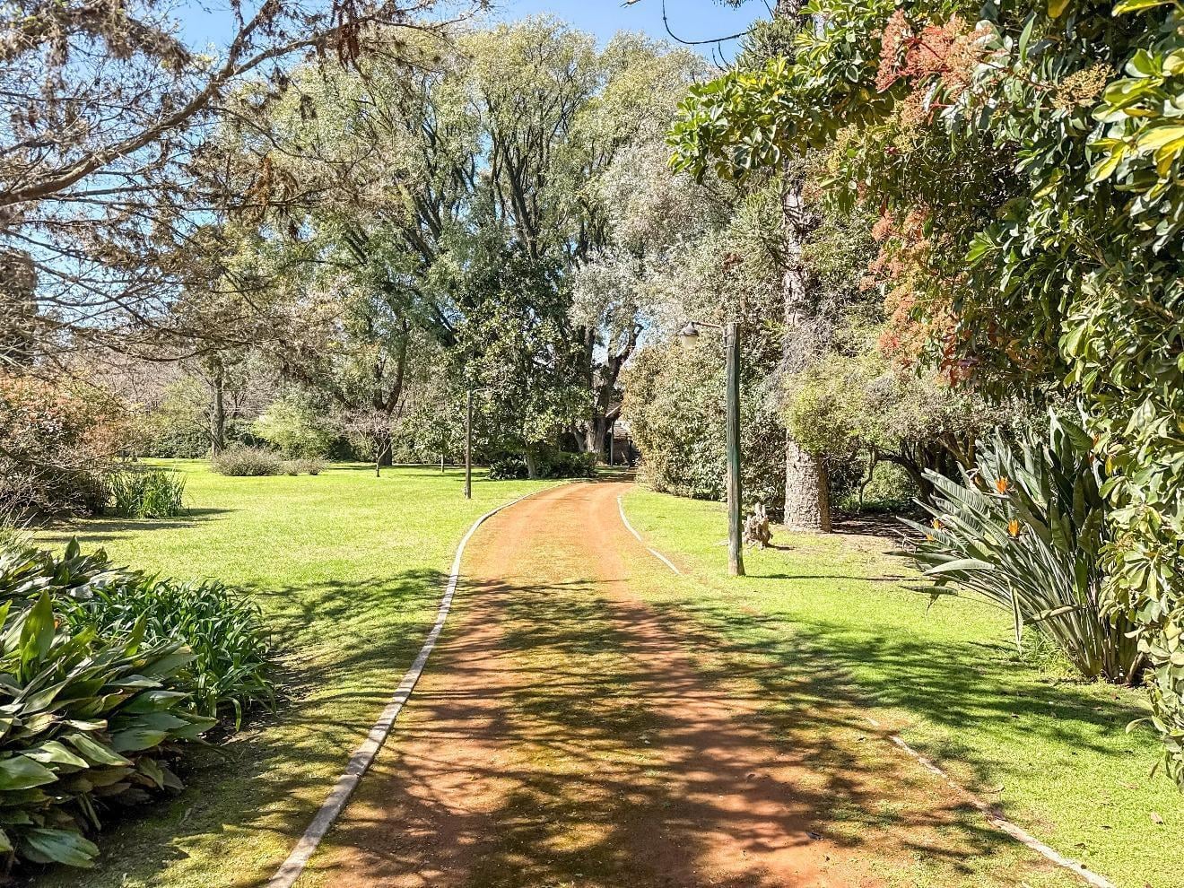 Foto de Gran casa en una planta sobre un espectacular parque de casi 9.000 m², imagen 1