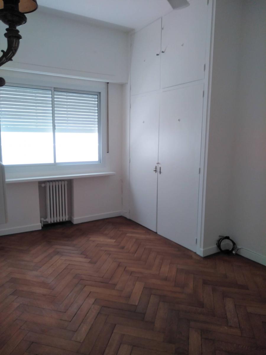 B. Norte - a m de Av Sta Fe y de Plaza Vicente Lopez - Edificio Racionalista 3