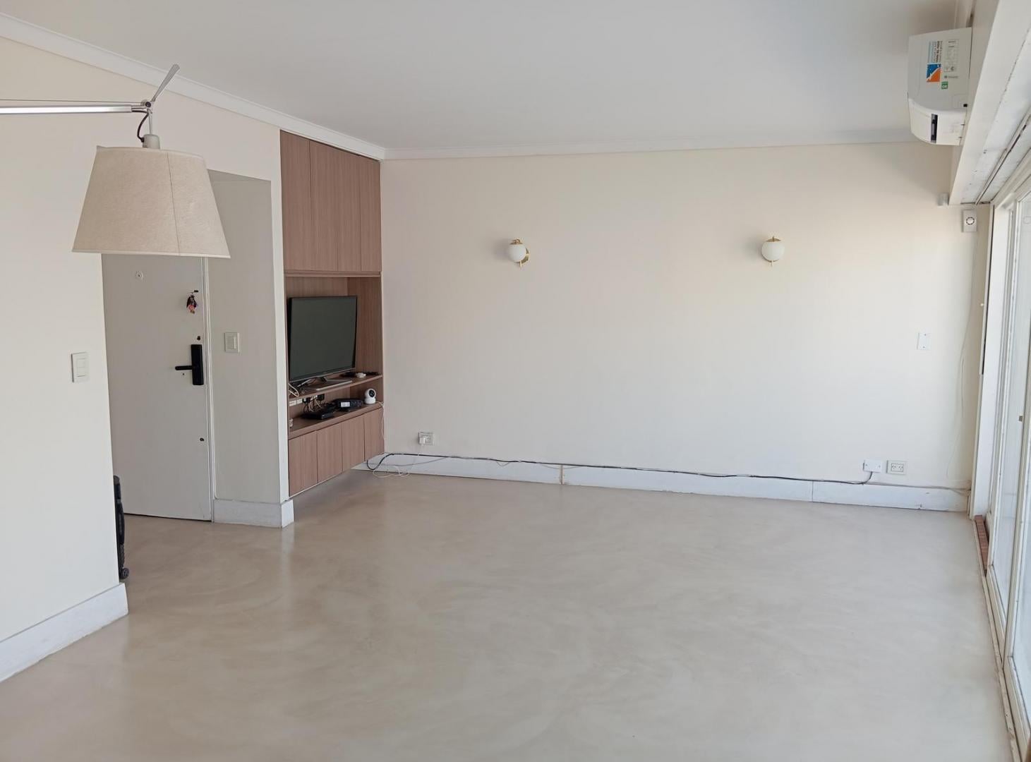 Foto de SEMIPISO EN BARRIO NORTE CON MAGNIFICO BALCON TERRAZA, imagen 2
