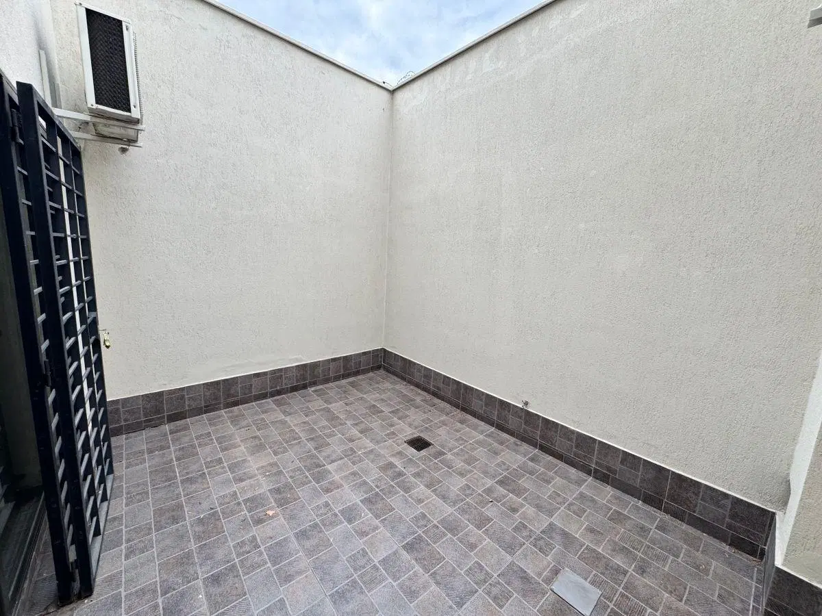 Venta departamento de categoría a metros de calle san martin, godoy cruz 5
