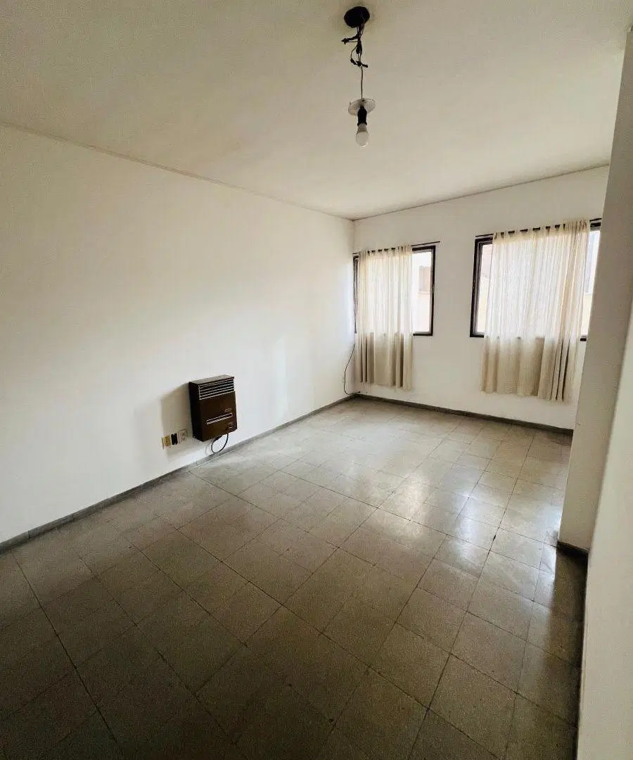 Venta Departamento en calle Salta 1