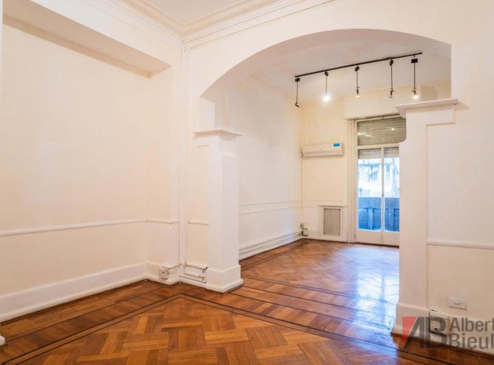 Excelente oficina en venta, apta vivienda 1