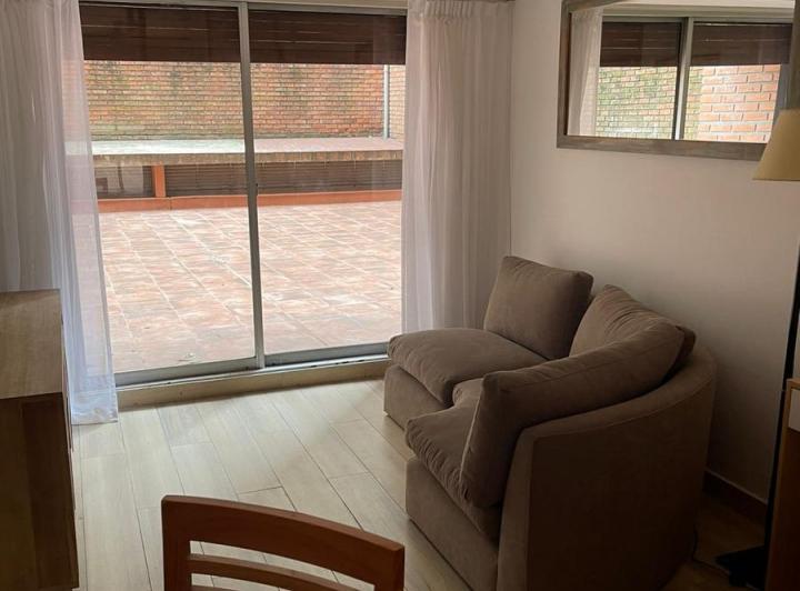 Departamento con gran patio - Recoleta 3