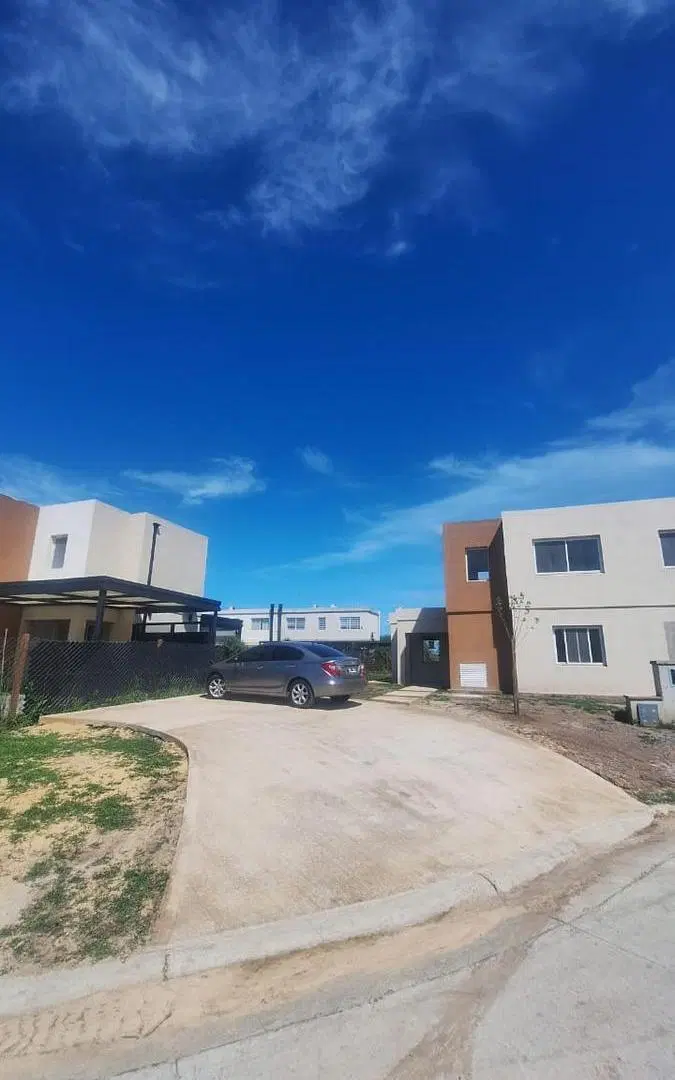 Casa en Barrio Casas de Santa Ana 3