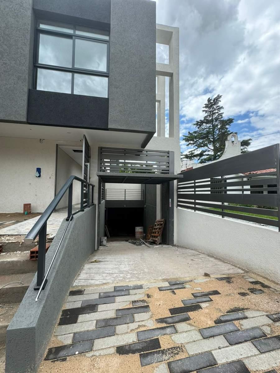 Hermoso Departamento a Estrenar en Barrio Santa Rita. 1