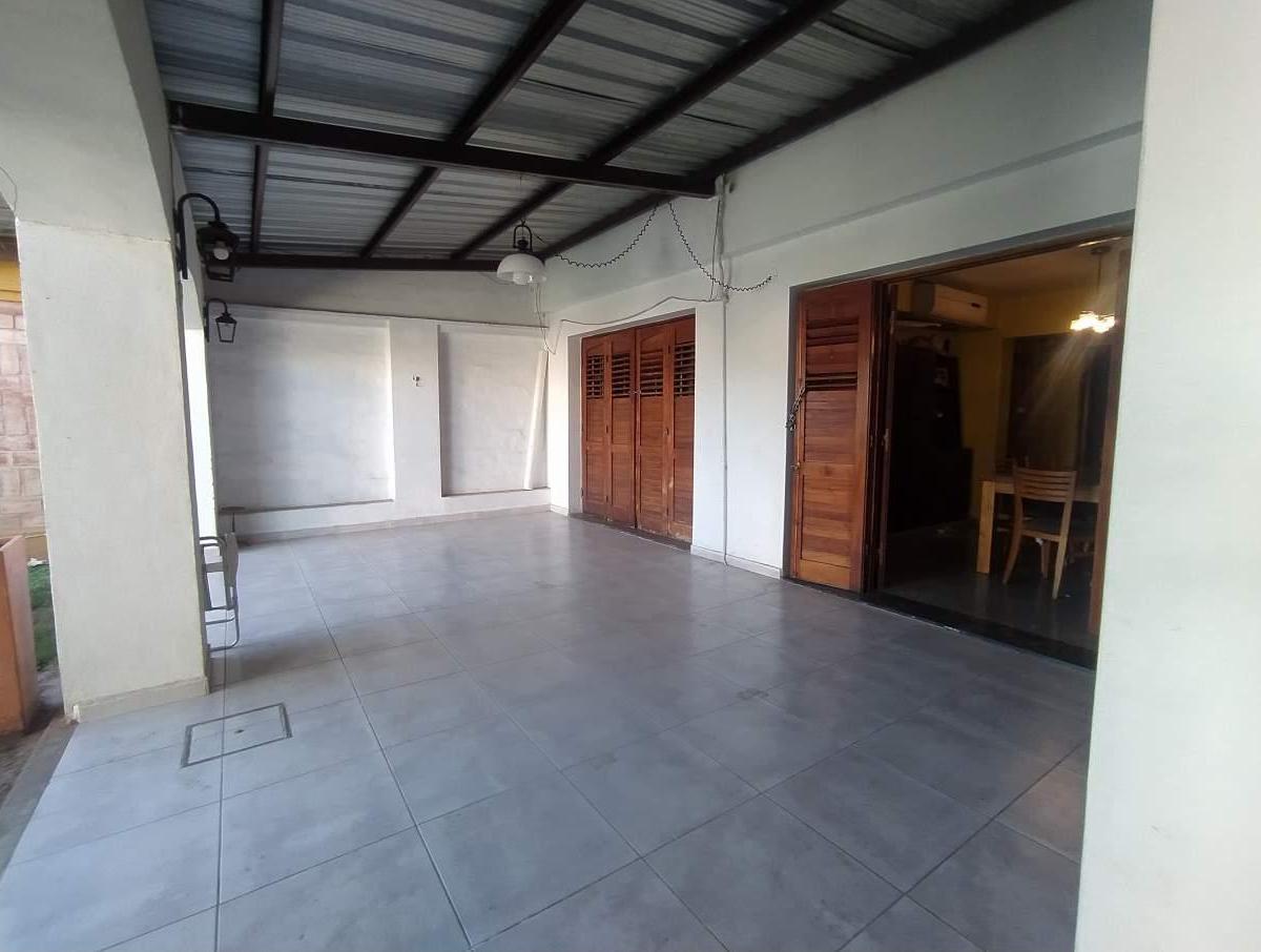 Hermosa Casa en Venta en Barrio Empalme - 4 Dorm. 2