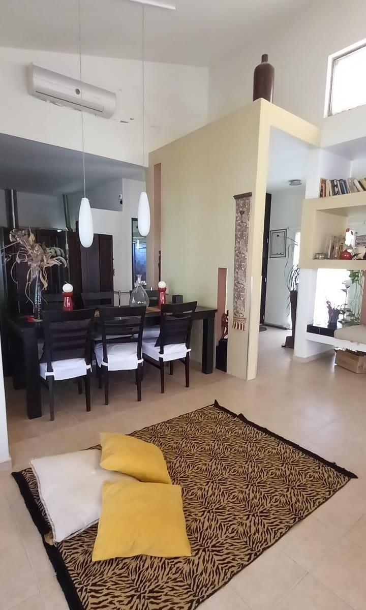 Foto de CASA EN VENTA EN TALA HUASI - CON SALIDA PRIVADA AL RÍO SAN ANTONIO, imagen 3