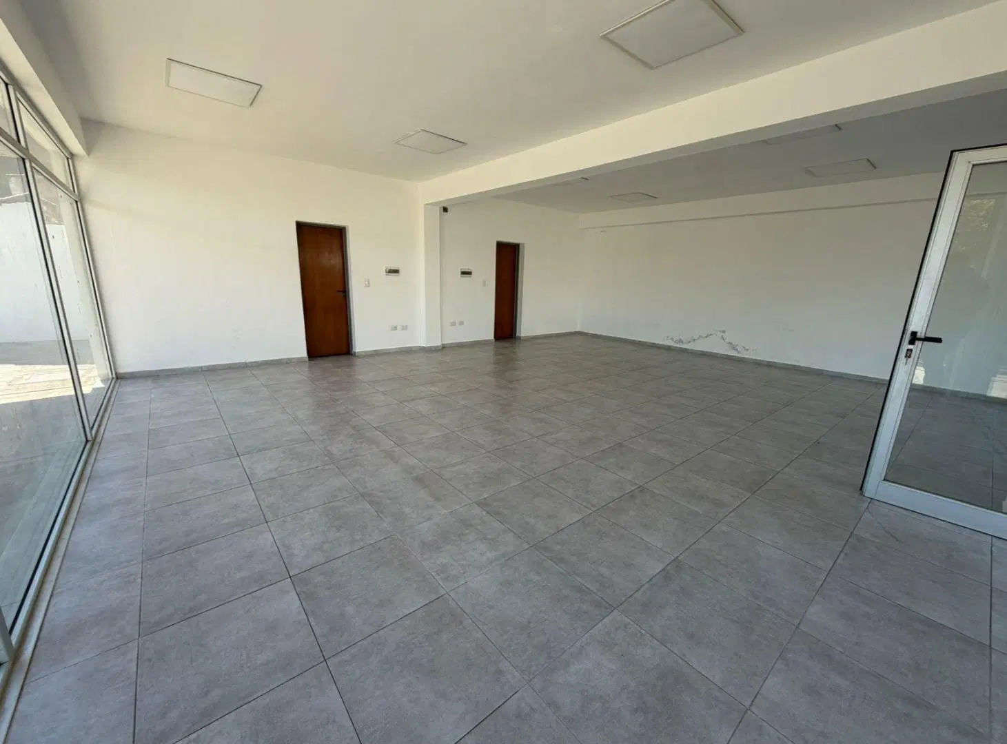 LOCAL COMERCIAL EN ALQUILER VILLA ALLENDE 3
