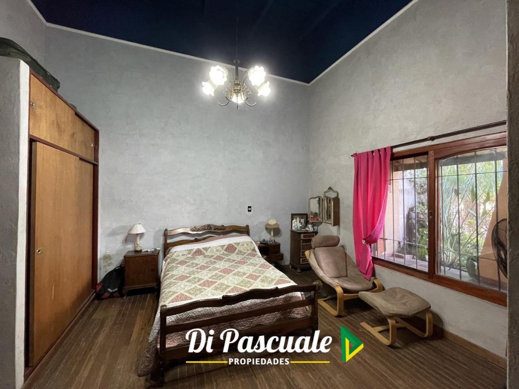 Venta Casa 4 Ambientes Sobre 300 m² - Moreno Sur 4