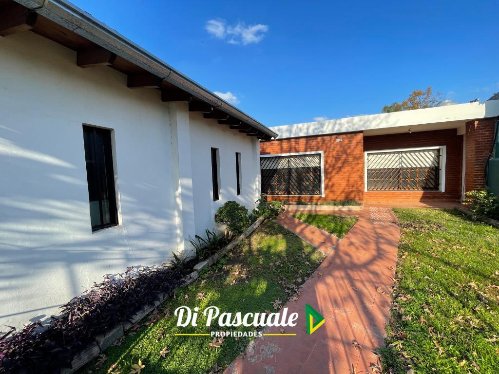 Venta Casa 4 Ambientes con Pileta - Moreno Sur Apto Crédito Hipotecario 3