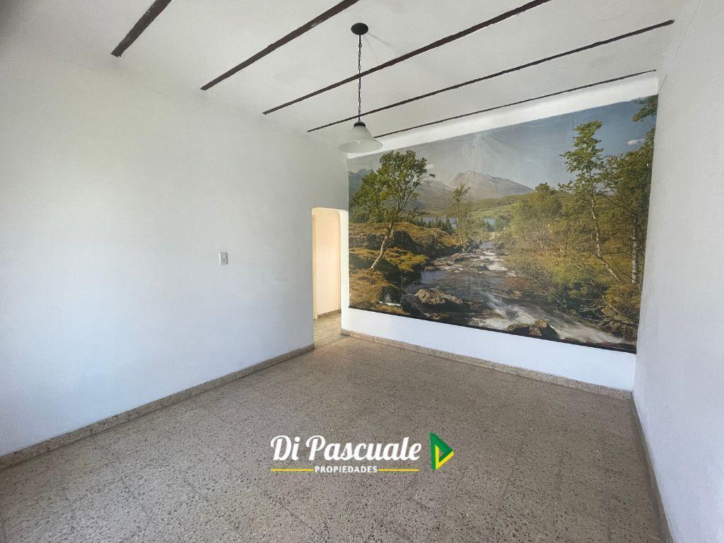 Venta Terreno de 263 m² con Casa 3 Ambientes y Terraza - Moreno Sur 4